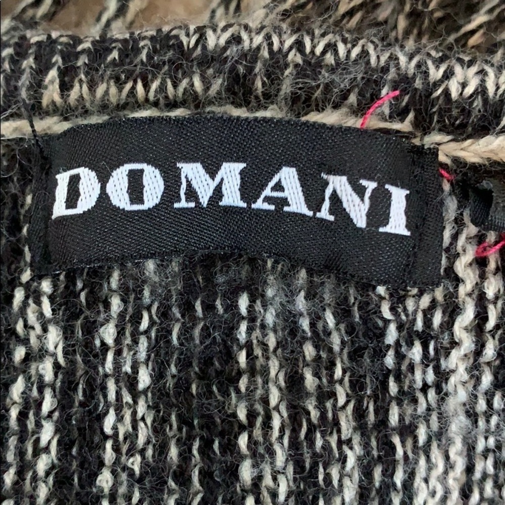 Domain Short Sleeve Sweater with Fringe #123 - Picture 3 of 4